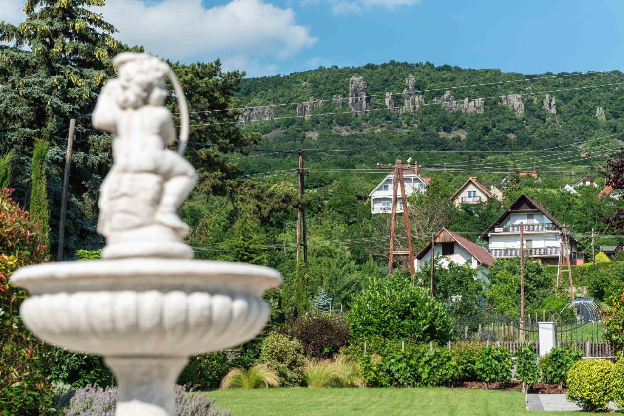 Katzer Villa Бадачоньтёрдемиц Экстерьер фото